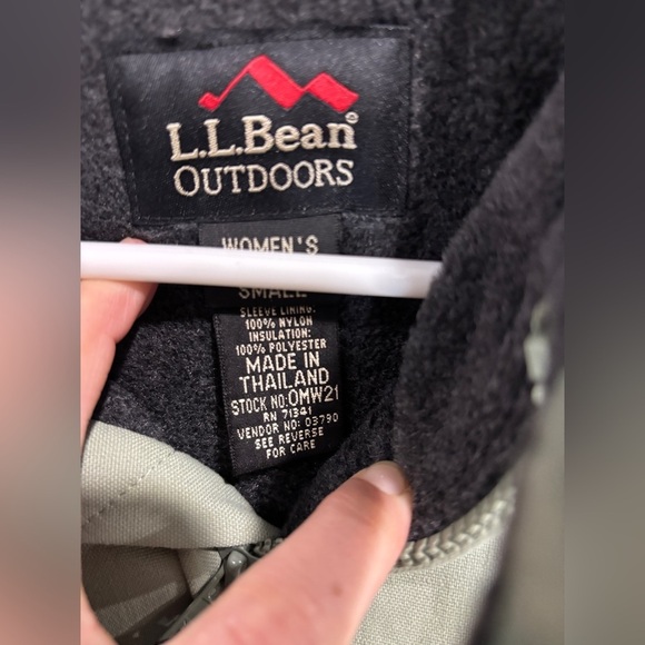 L.L. Bean Canvas Light Sage Green fleece lined women’s small cropped - Picture 12 of 14